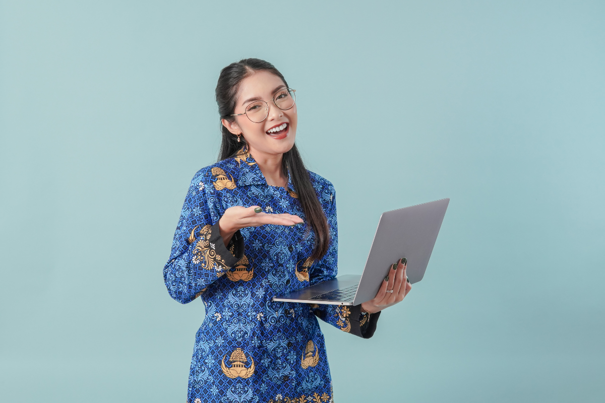 pegawai negeri sipil (PNS)